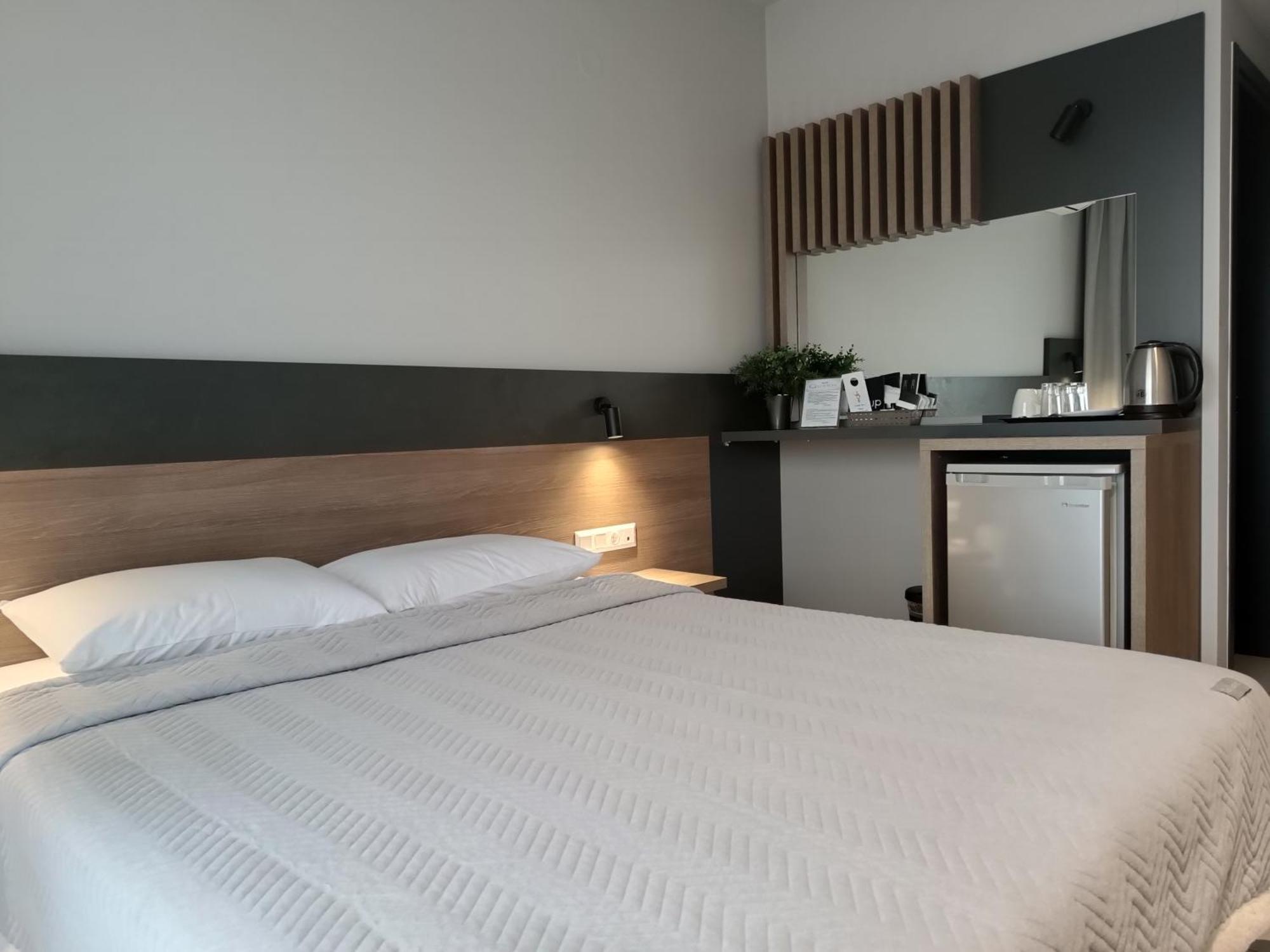 Elizabeth Queen Luxury Rooms Паралія-Катерініс Екстер'єр фото