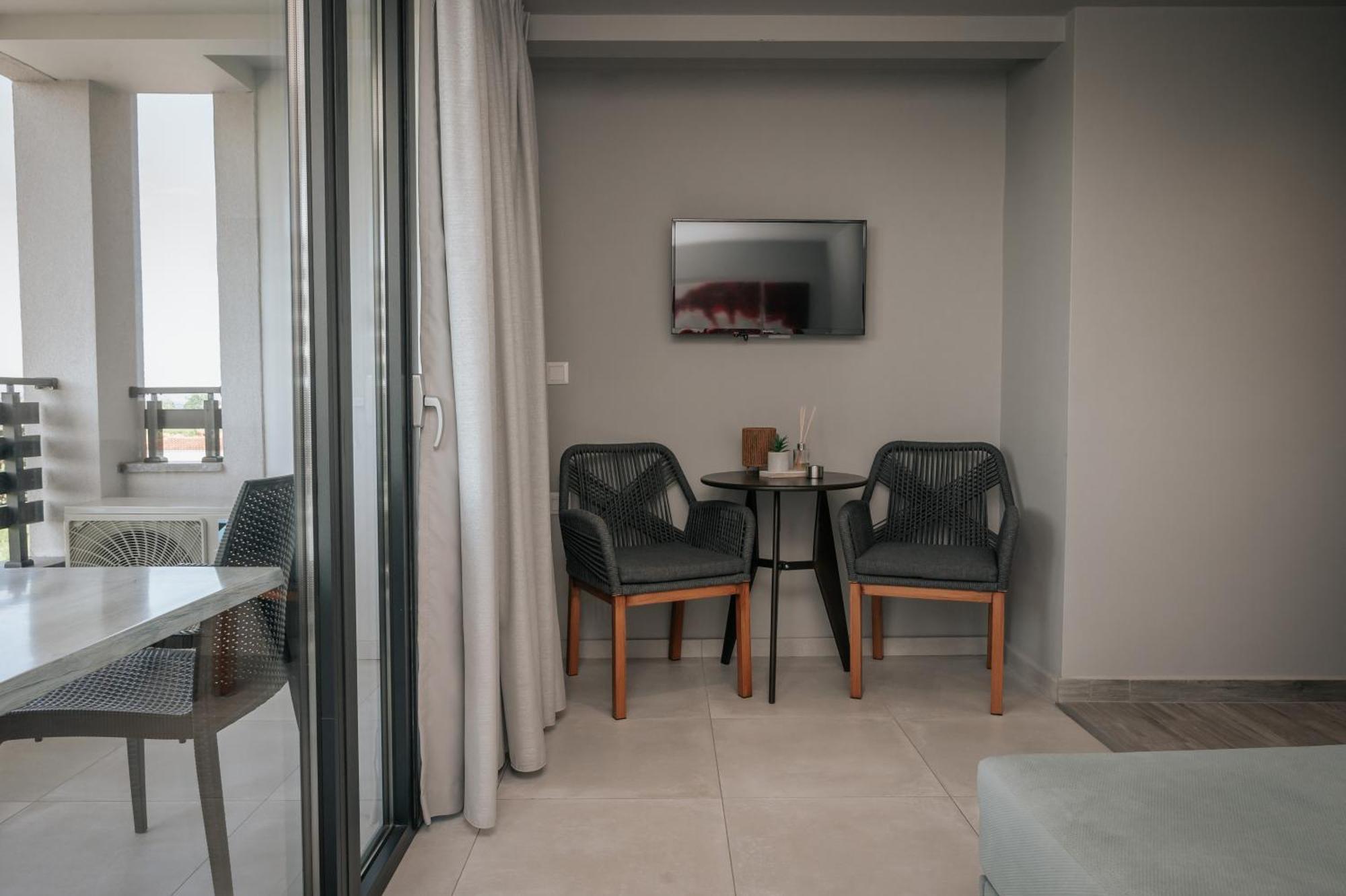 Elizabeth Queen Luxury Rooms Паралія-Катерініс Екстер'єр фото