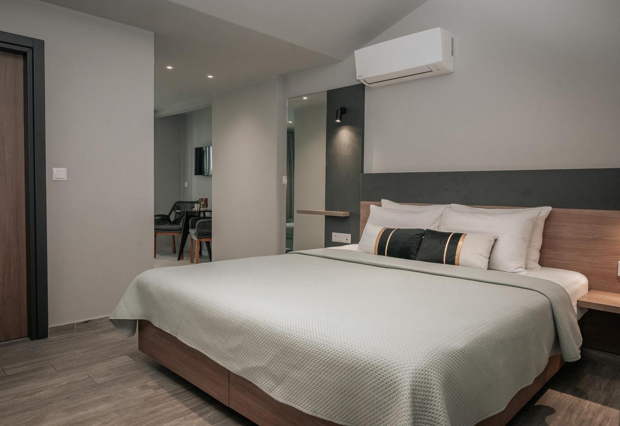 Elizabeth Queen Luxury Rooms Паралія-Катерініс Екстер'єр фото